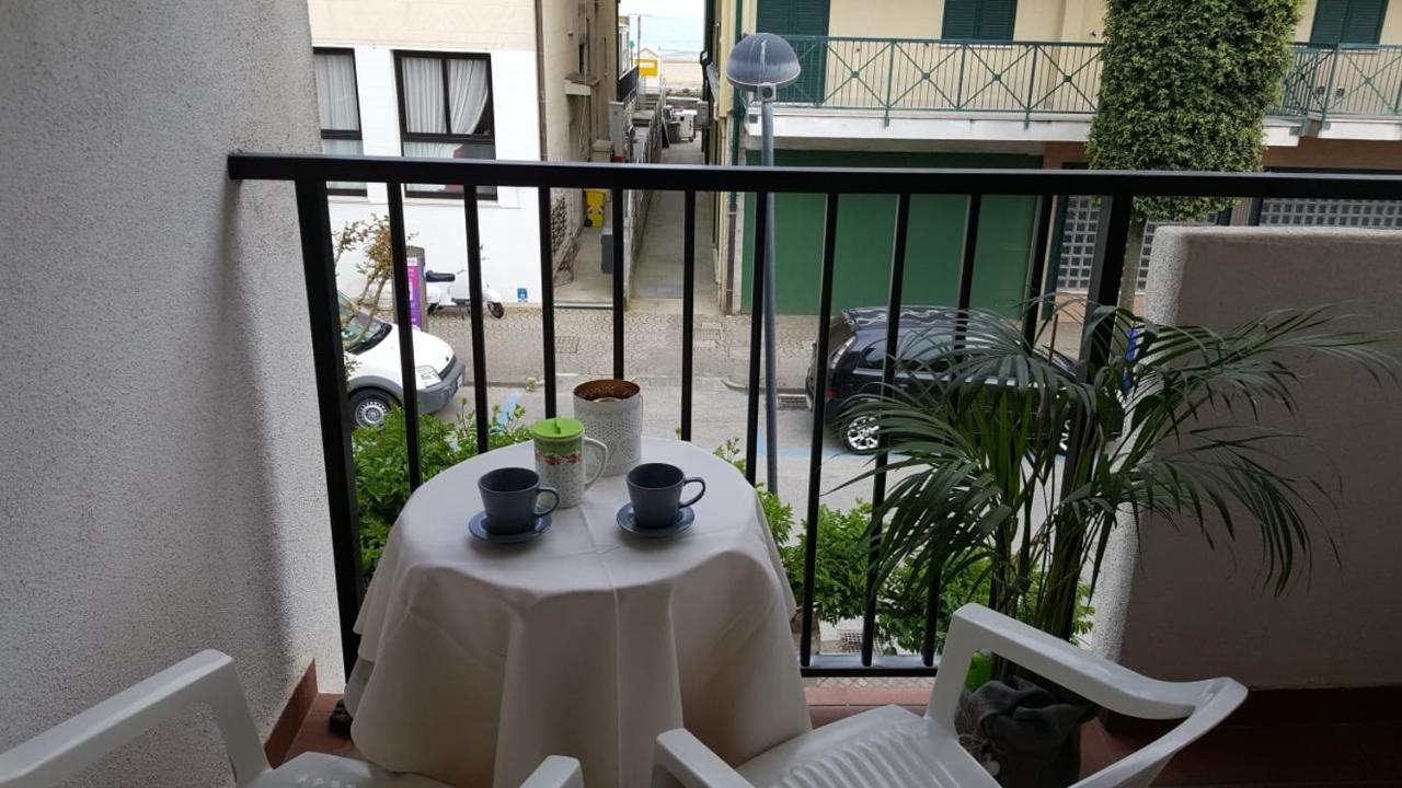 Casa Marietta Apartment Caorle Exterior photo